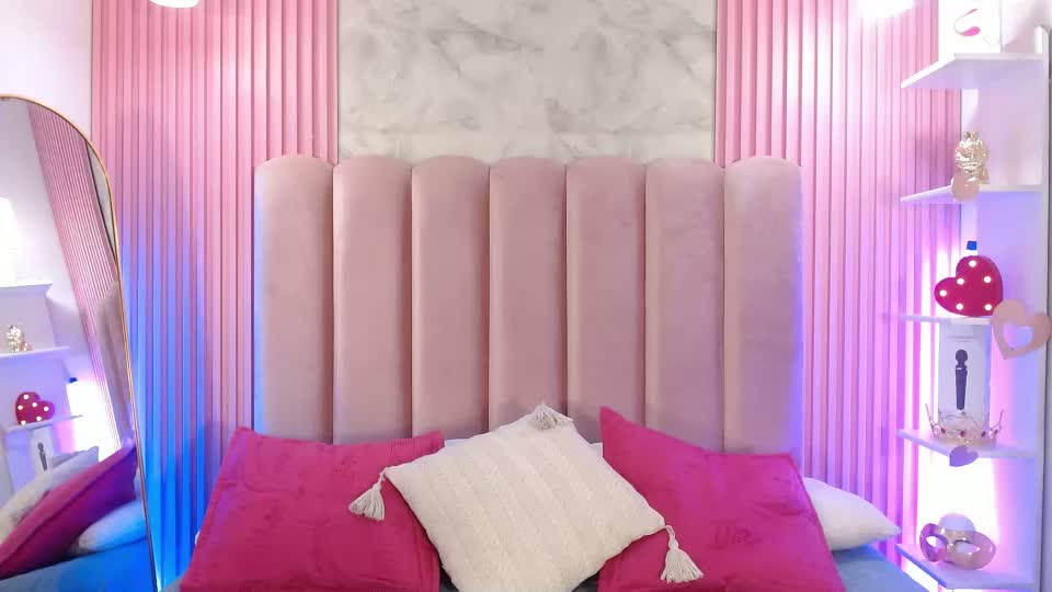 arianarougee Adult Chat September 17, 2026