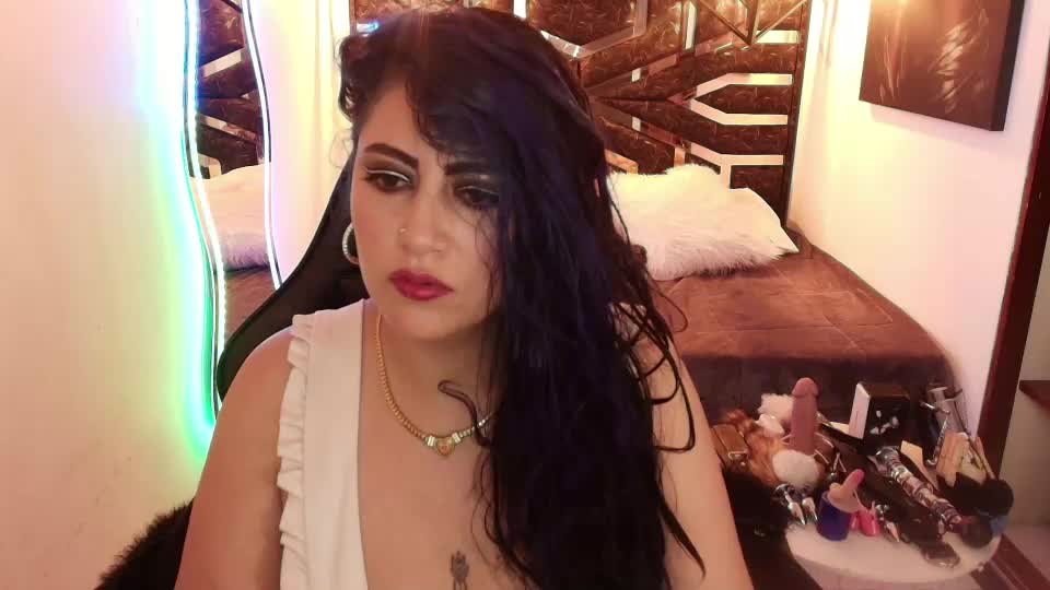 scarleth_bluee Adult Chat September 17, 2026