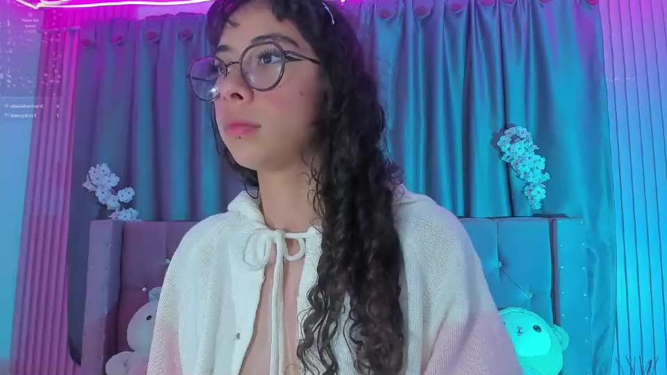 kiara_lovelyy Adult Chat September 17, 2026
