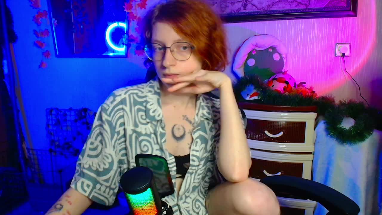 Tricky_Kitsune Adult Chat September 17, 2026