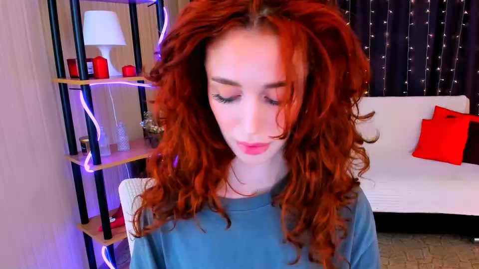 christinaconteeree Adult Chat September 17, 2026