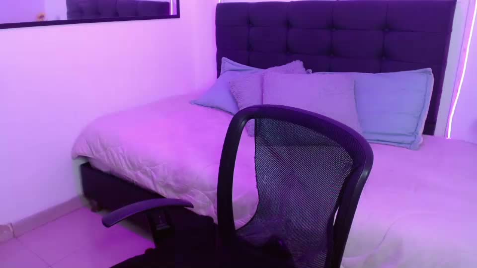 meliissa_xxxx Adult Chat September 17, 2026