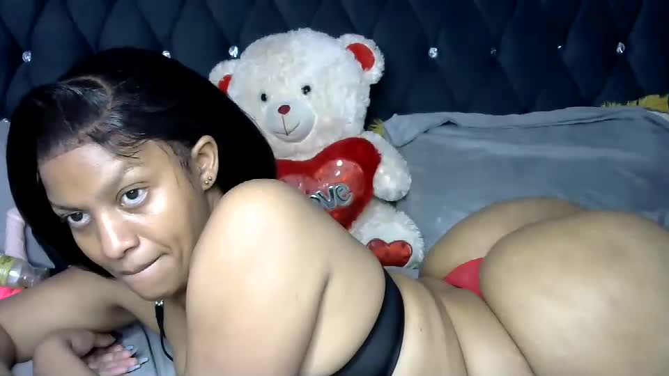 sexy_zainaa Adult Chat September 17, 2026