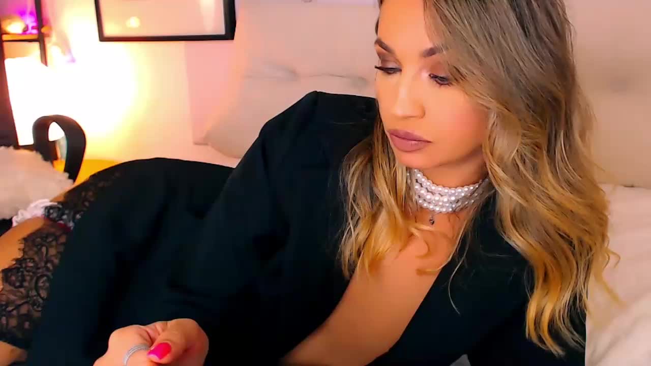 Alexandrawoow Adult Chat September 17, 2026