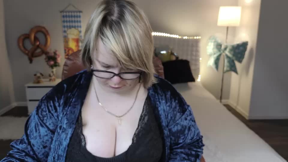 bonnnyboobsy Adult Chat September 18, 2026