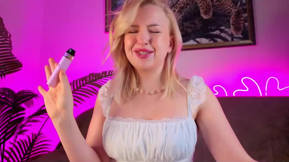crowned_goddess Adult Chat September 18, 2026
