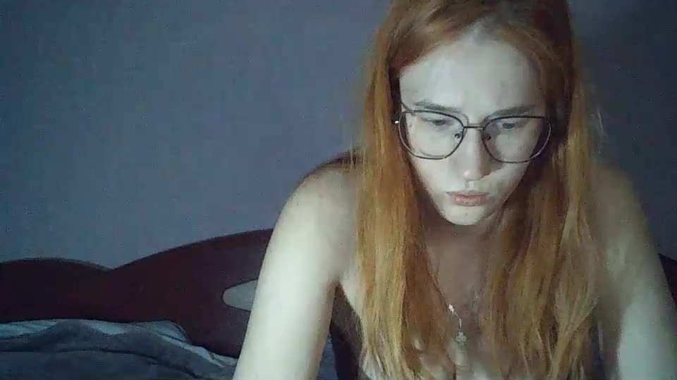 eveliina_shy Adult Chat September 18, 2026