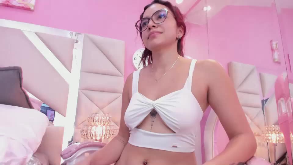 luna_hix Adult Chat September 18, 2026