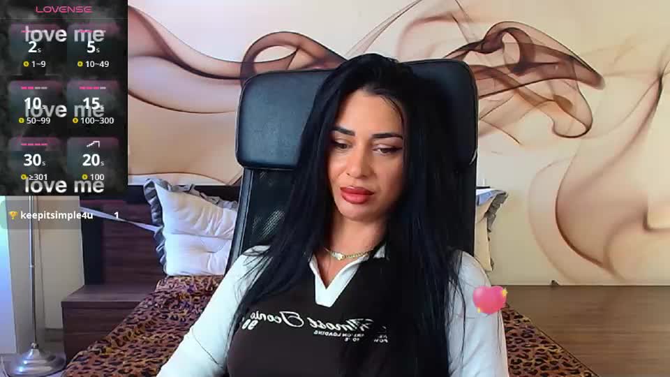 naomiscarlett Adult Chat September 17, 2026