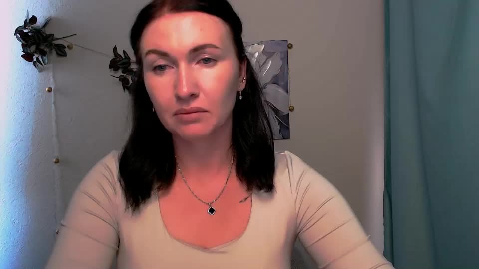 _cutie_and_shy_ Adult Chat September 17, 2026