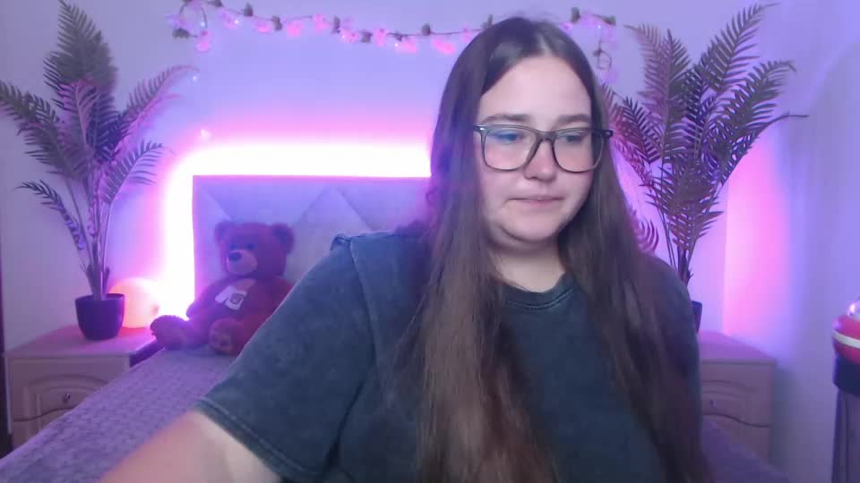 xx_daniella_xx Adult Chat September 18, 2026