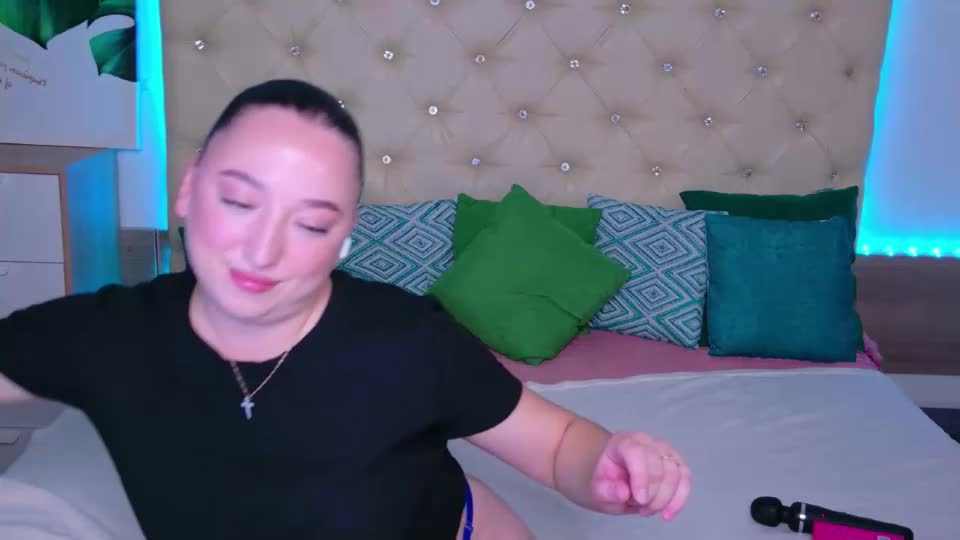 ava_maax Adult Chat September 17, 2026
