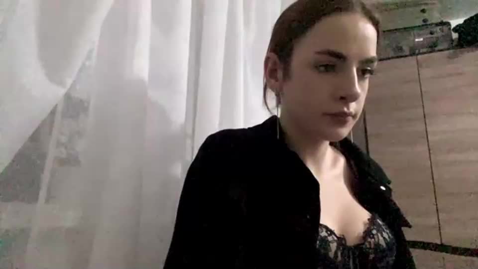 suzannetigerino Adult Chat September 18, 2026