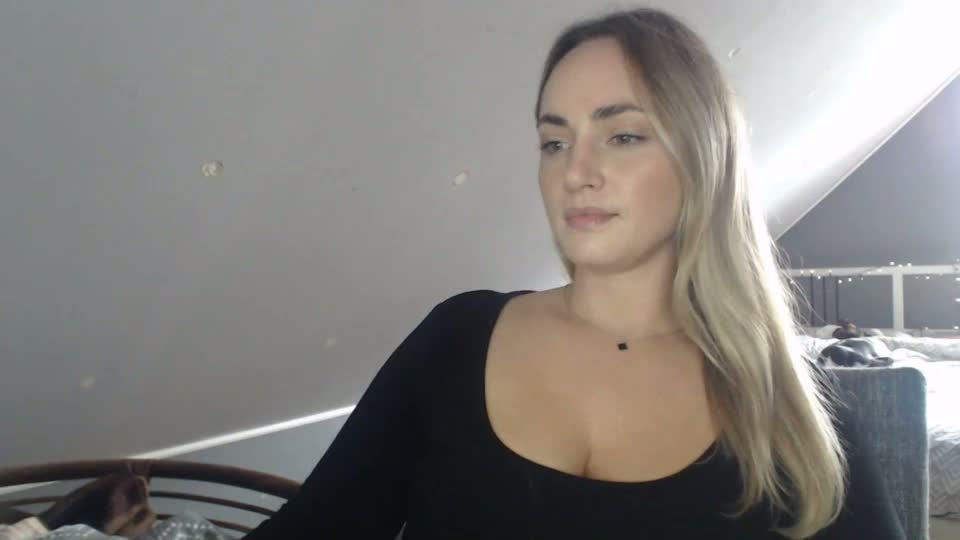 scarlettxblonde Adult Chat September 18, 2026