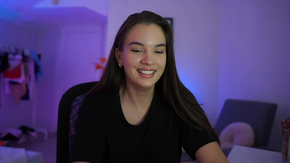 mooningkatee Adult Chat September 18, 2026