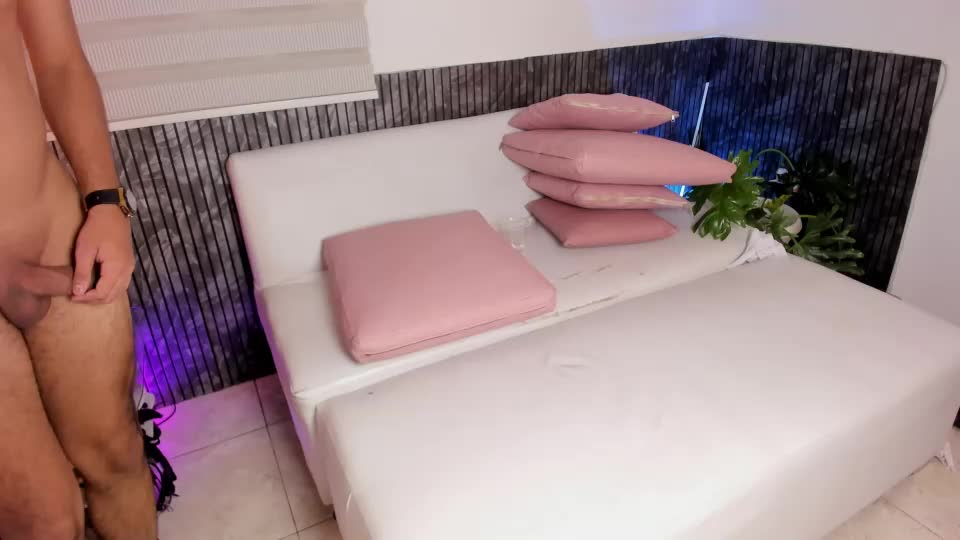 couple_luxury07 Adult Chat September 18, 2026