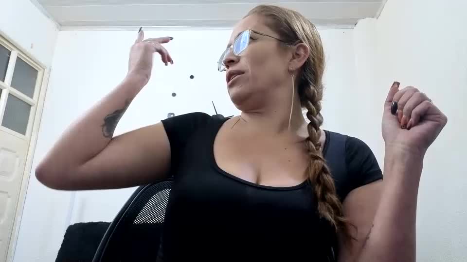 emilyriskhot Adult Chat September 18, 2026