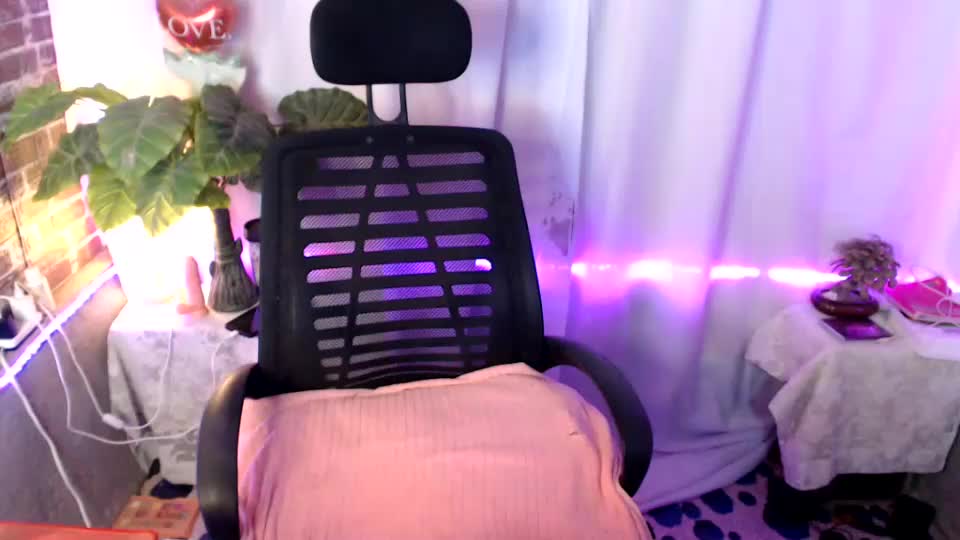 hanna_eprz Adult Chat September 18, 2026