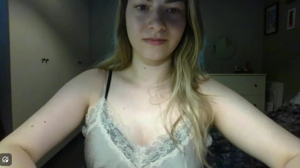 rosie_june Adult Chat September 18, 2026