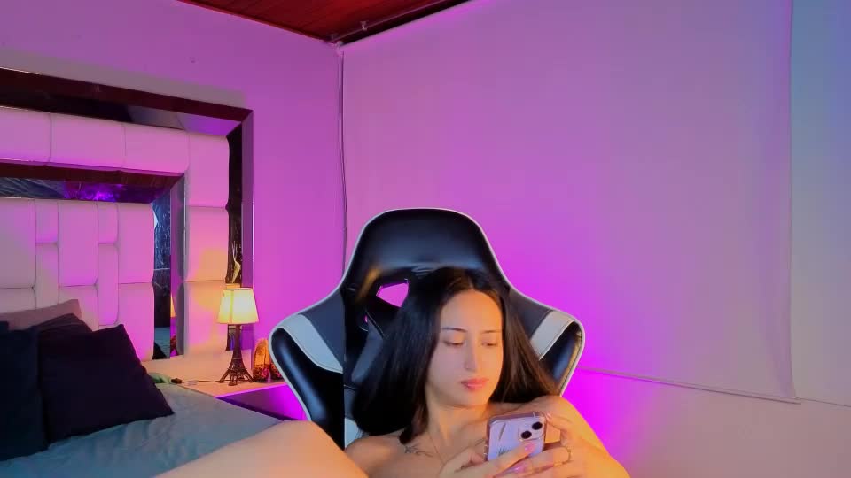 violetskinny Adult Chat September 18, 2026