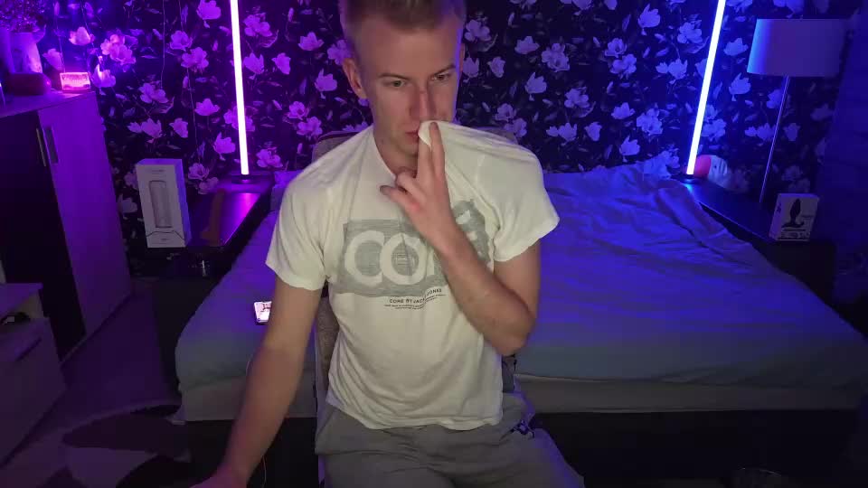 blond_boy69 Adult Chat September 18, 2026