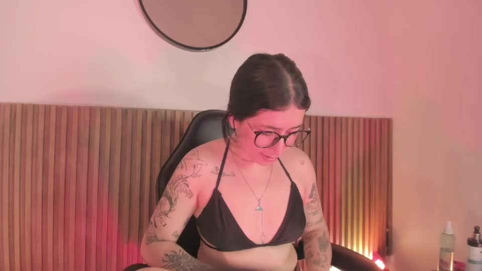 charlottee27_ Adult Chat September 18, 2026