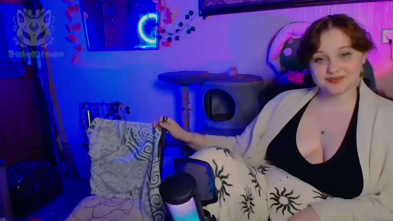 Tricky_Kitsune Adult Chat September 18, 2026