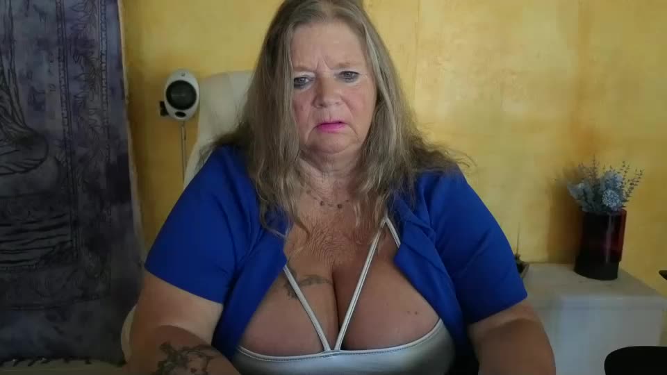 vampwoman Adult Chat September 19, 2026