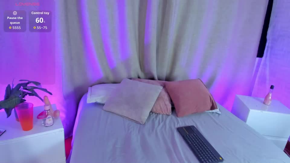 zoe_rousee_ Adult Chat September 19, 2026