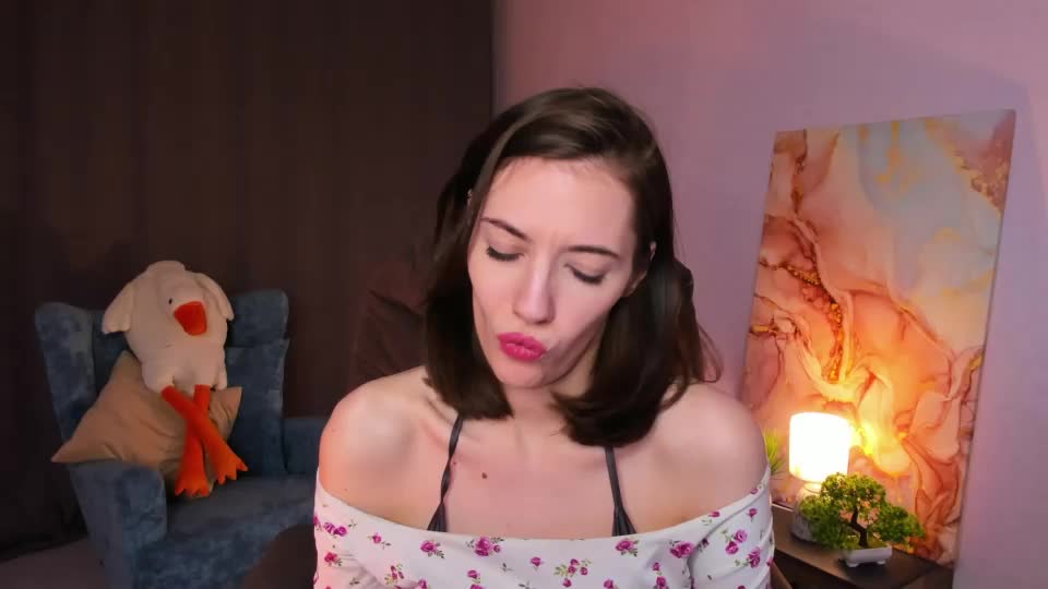 milky_jenny Adult Chat September 19, 2026