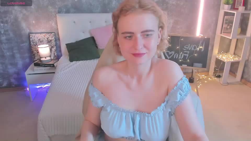 shiny_lisss Adult Chat September 19, 2026