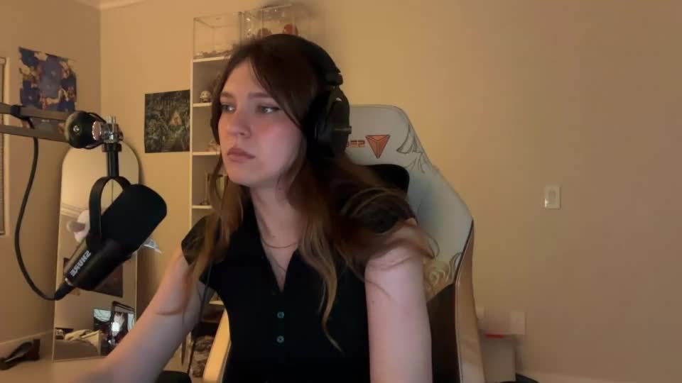 lunasnows Adult Chat September 19, 2026