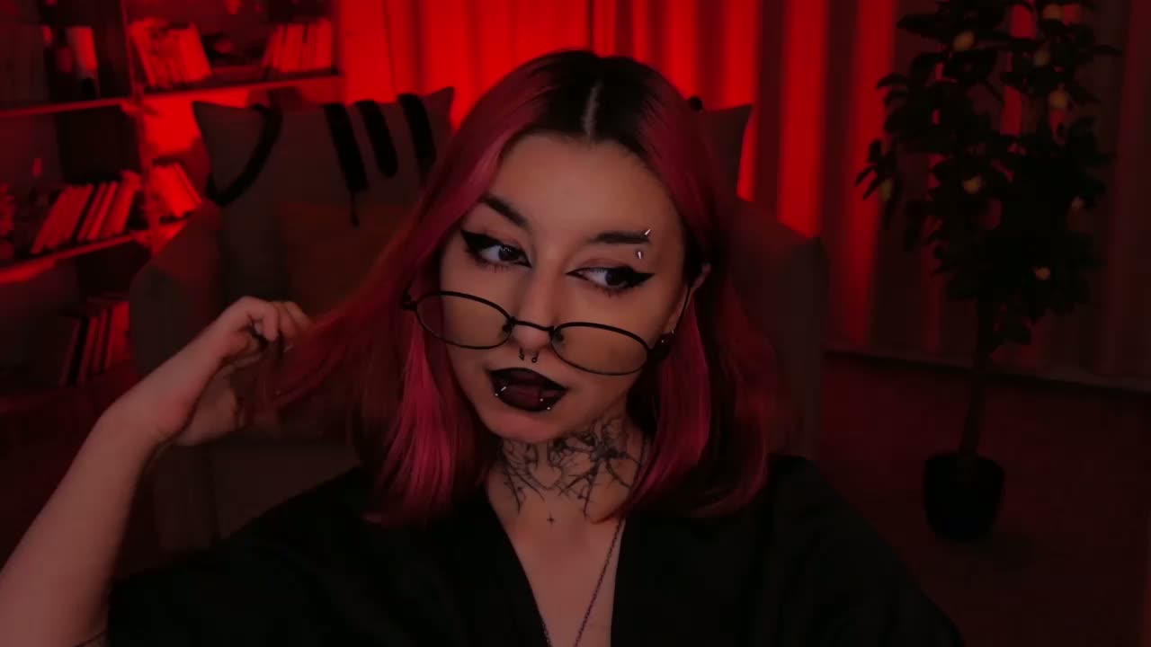 MistressMarcelline Adult Chat September 19, 2026