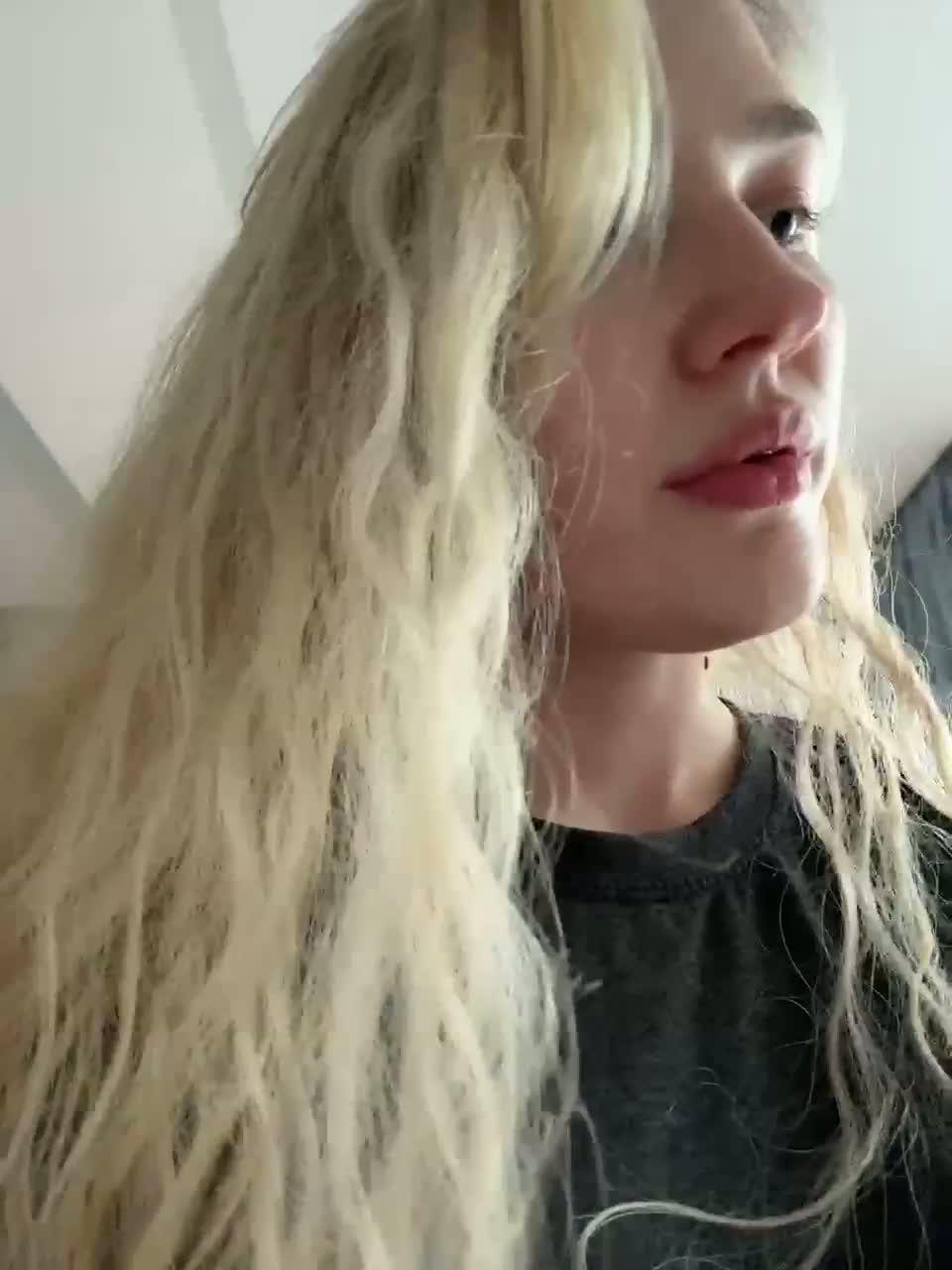 AlinnaAnnila Adult Chat September 19, 2026