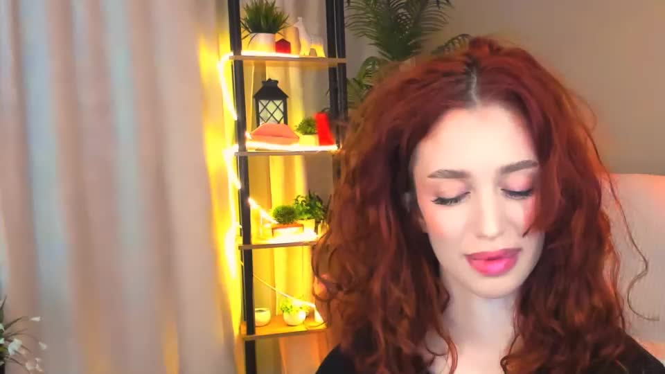 christinaconteeree Adult Chat September 19, 2026