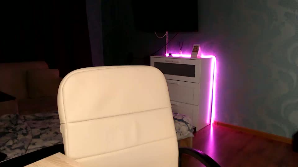 tess_wetyy Adult Chat September 19, 2026