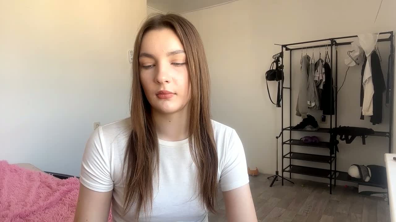 EveliaShimaoka Adult Chat September 19, 2026