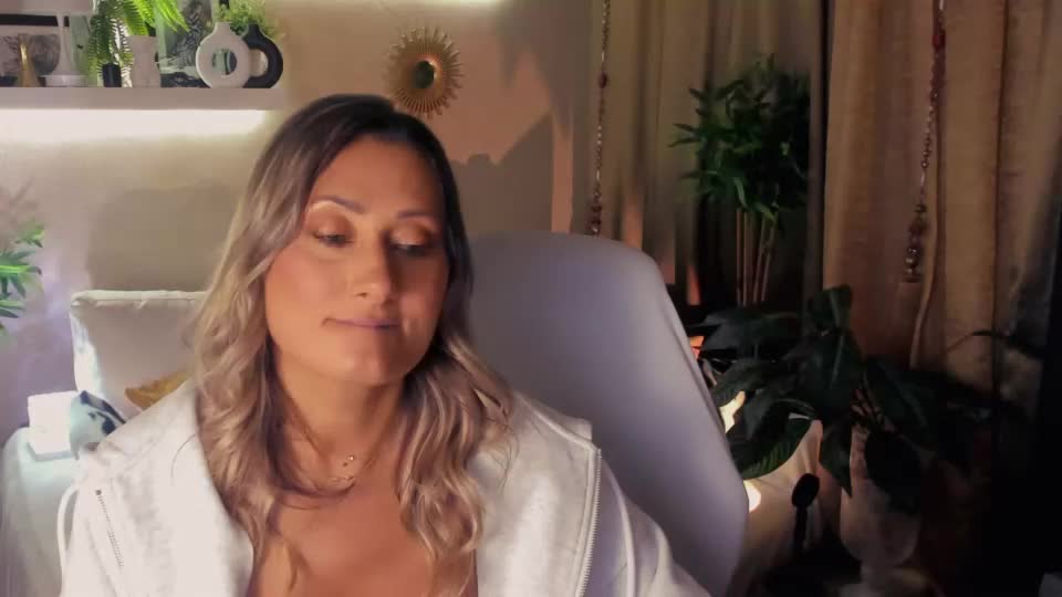 sarahholly Adult Chat September 19, 2026