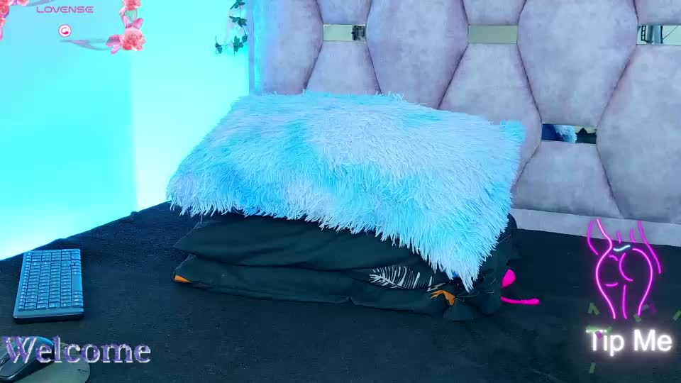 iris_mandarinne Adult Chat September 20, 2026