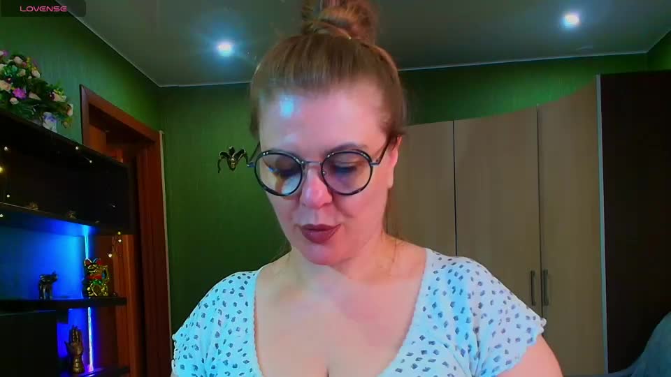 veronikawgold Adult Chat September 20, 2026