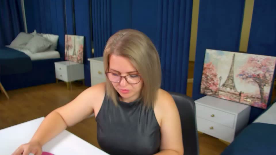 adeleravelle Adult Chat September 21, 2026