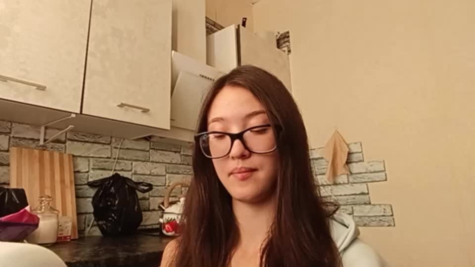 elouisevallian Adult Chat September 21, 2026