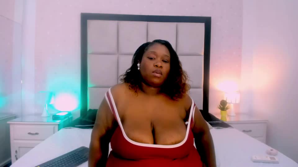 treisyvixen Adult Chat September 21, 2026