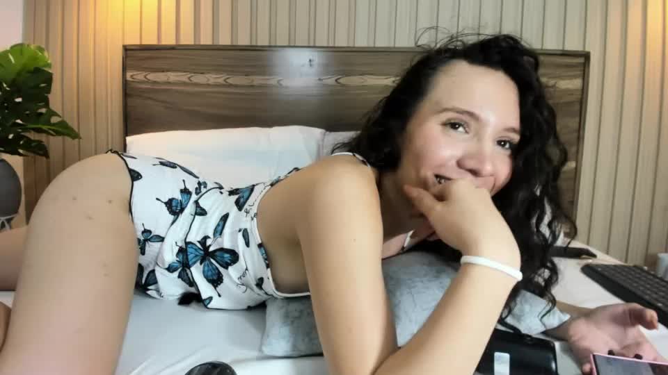 valeryn_rosse Adult Chat September 21, 2026