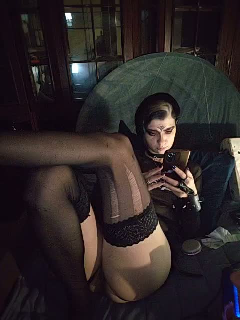 CrazySquirtSiren Adult Chat September 21, 2026