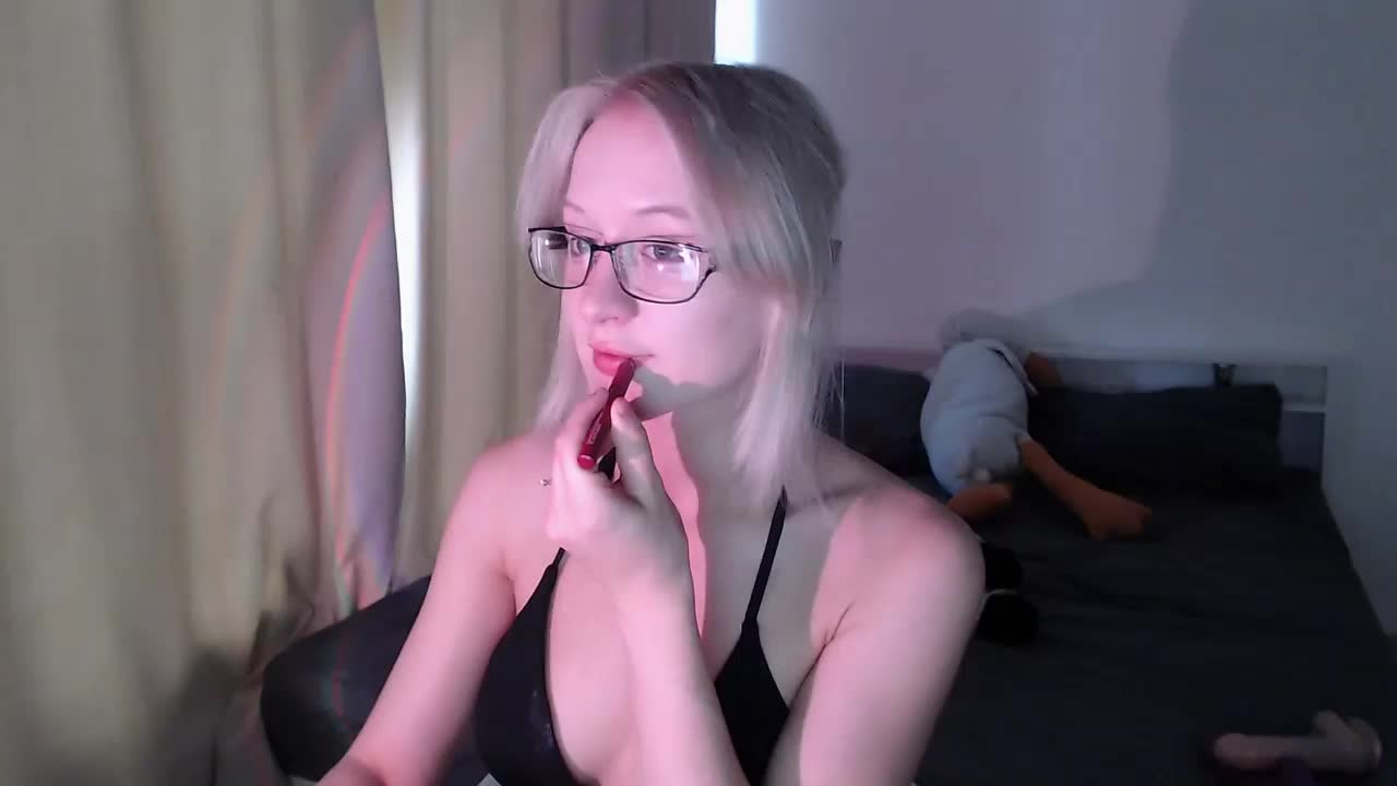 ChloeElegia Adult Chat September 21, 2026