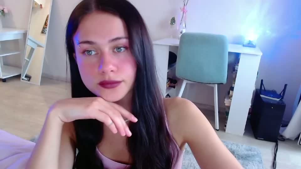 eliscuteblonde Adult Chat September 22, 2026