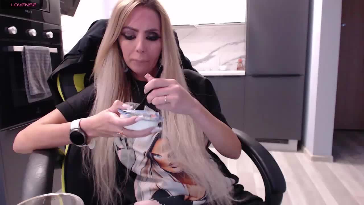 blondalina Adult Chat September 21, 2026