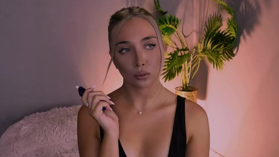 hotjessxx Adult Chat September 22, 2026