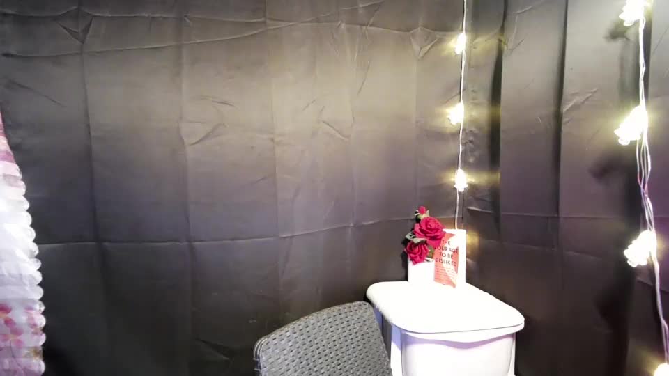 yourqueen_19 Adult Chat September 22, 2026